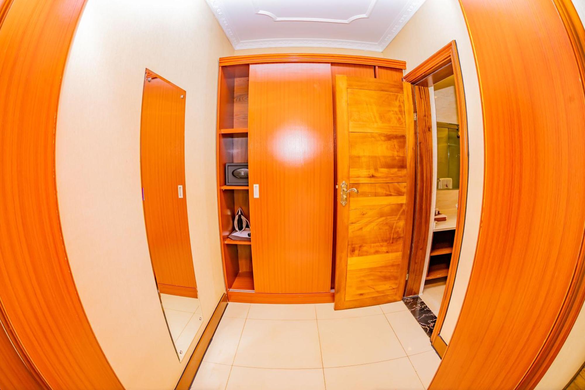 M Hotel Kigali Exteriör bild